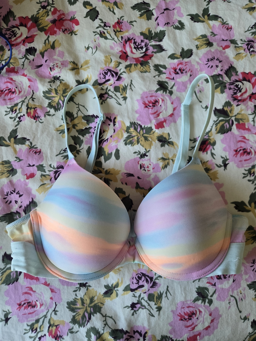 PINK Victoria's Secret Pastel Rainbow Push-Up Bra